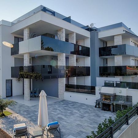 Deluxe New Apartments - Few Steps From The Beach - Luxury Holiday With Style - By Traveler Tourist Agency Krk Krk Town Dış mekan fotoğraf
