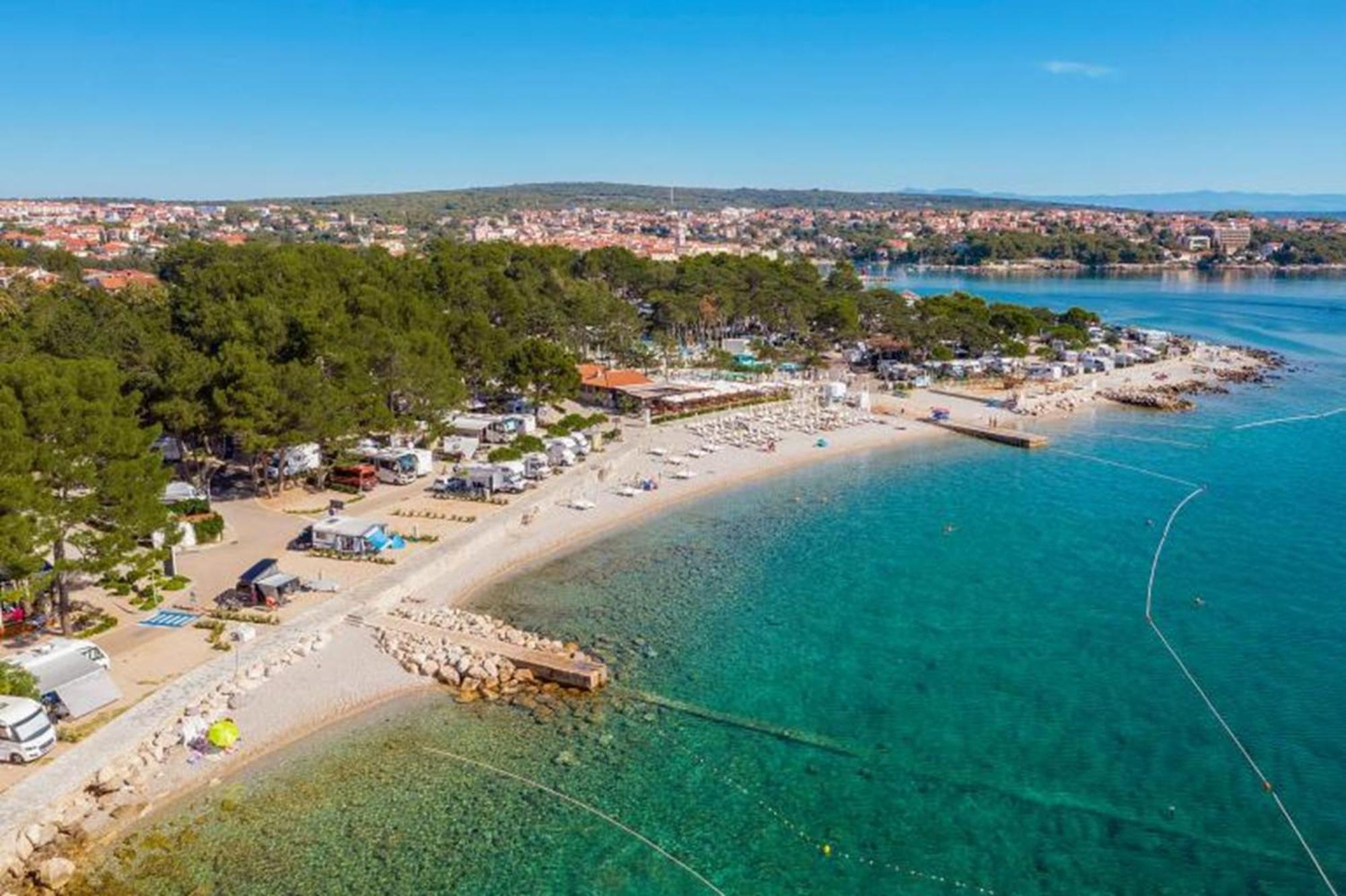 Deluxe New Apartments - Few Steps From The Beach - Luxury Holiday With Style - By Traveler Tourist Agency Krk Krk Town Dış mekan fotoğraf