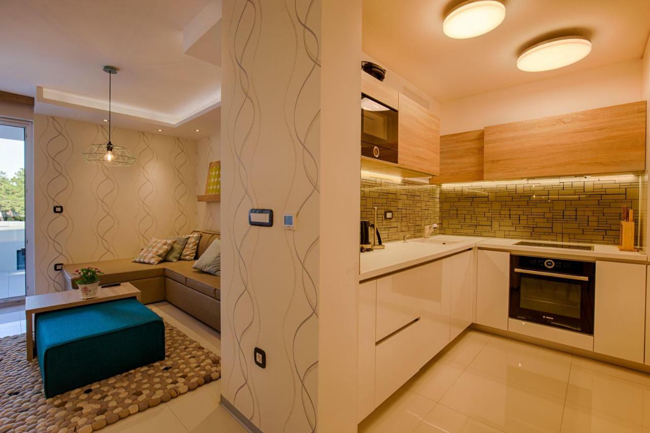 Deluxe New Apartments - Few Steps From The Beach - Luxury Holiday With Style - By Traveler Tourist Agency Krk Krk Town Dış mekan fotoğraf